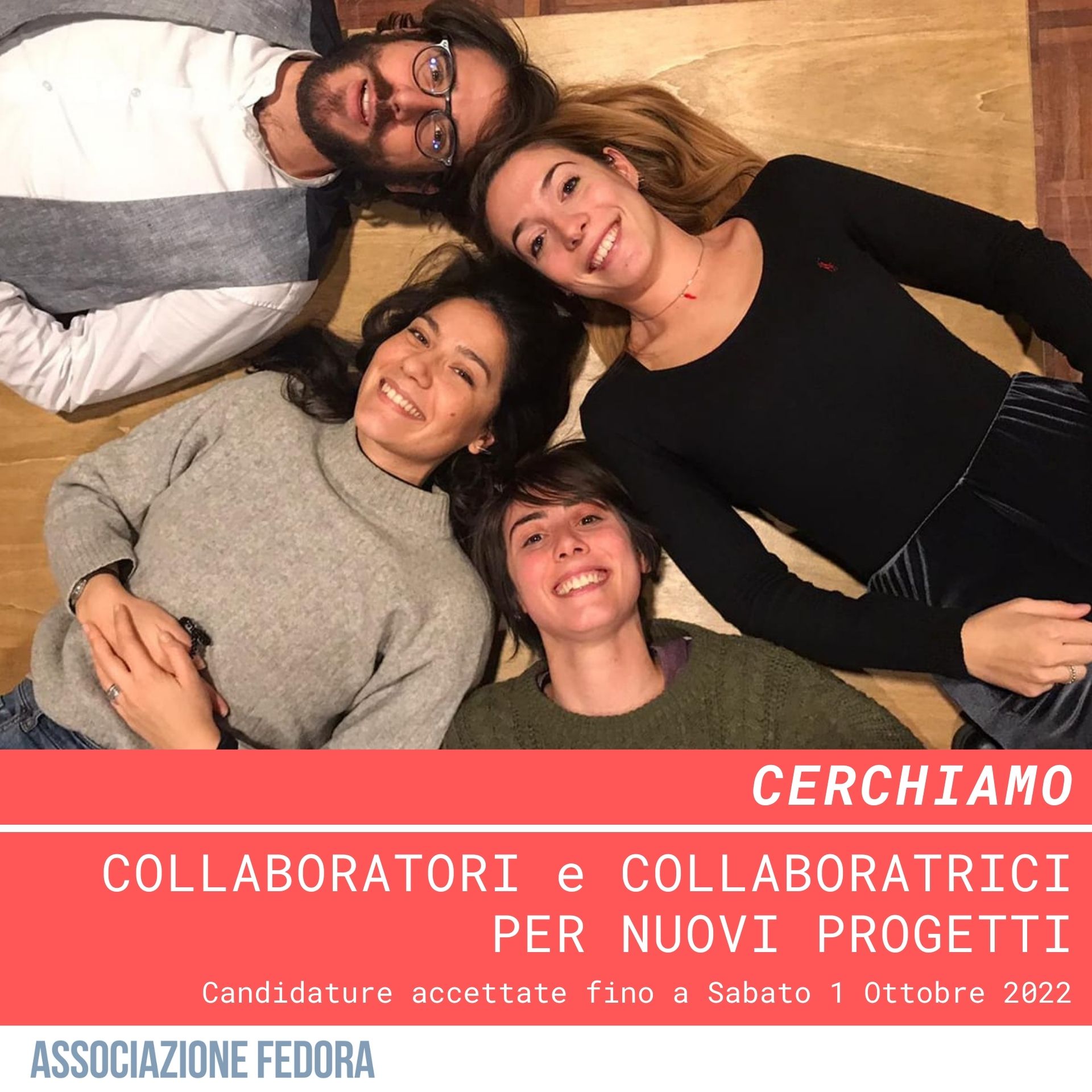 Nella foto il team di Associazione Fedora: Valeria, Luca, Ginevra e Sara, sdraiati sulla pedana sensoriale.